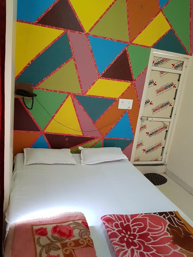 Hotel Shri Radhe Krishna Godarpura Dış mekan fotoğraf